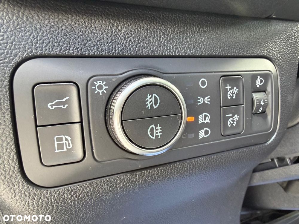 Ford Kuga 2.5 Duratec PHEV ST-LINE - 23