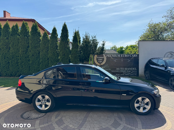 BMW Seria 3 320d Efficient Dynamics Luxury Line