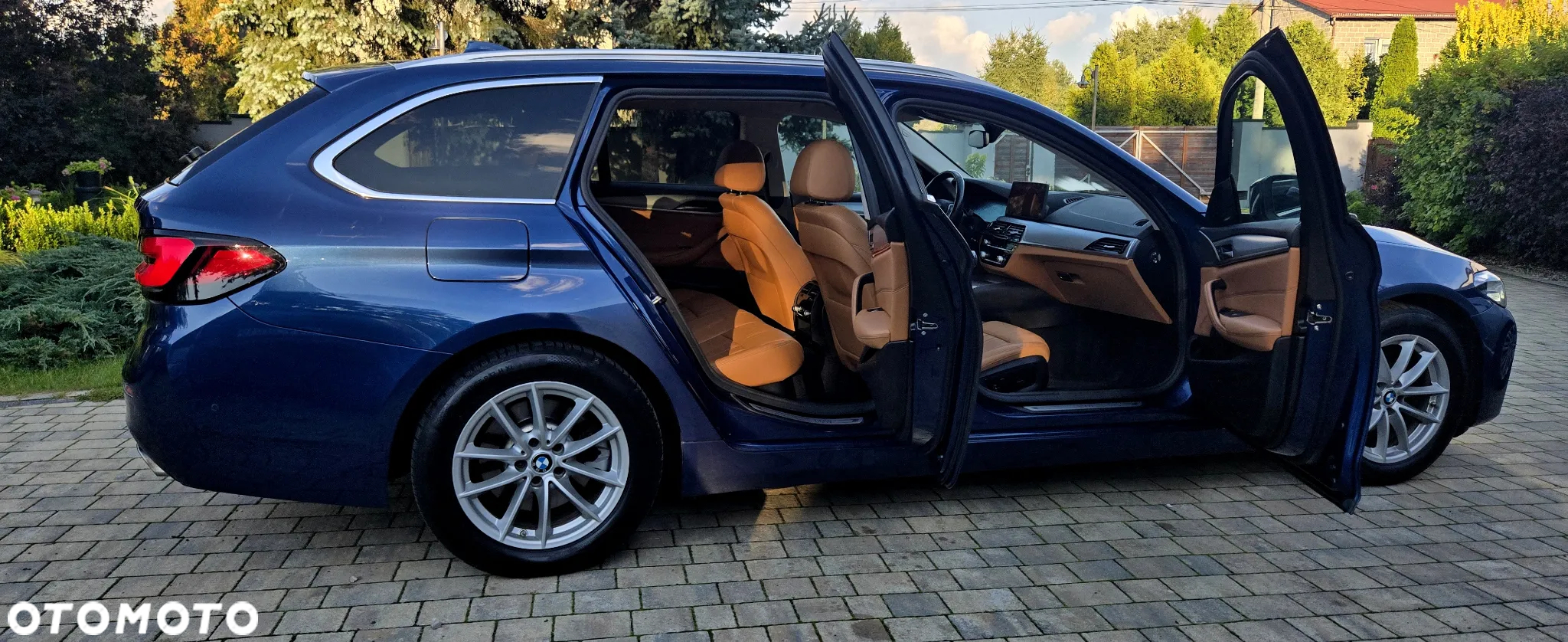 BMW Seria 5 520d Touring - 9