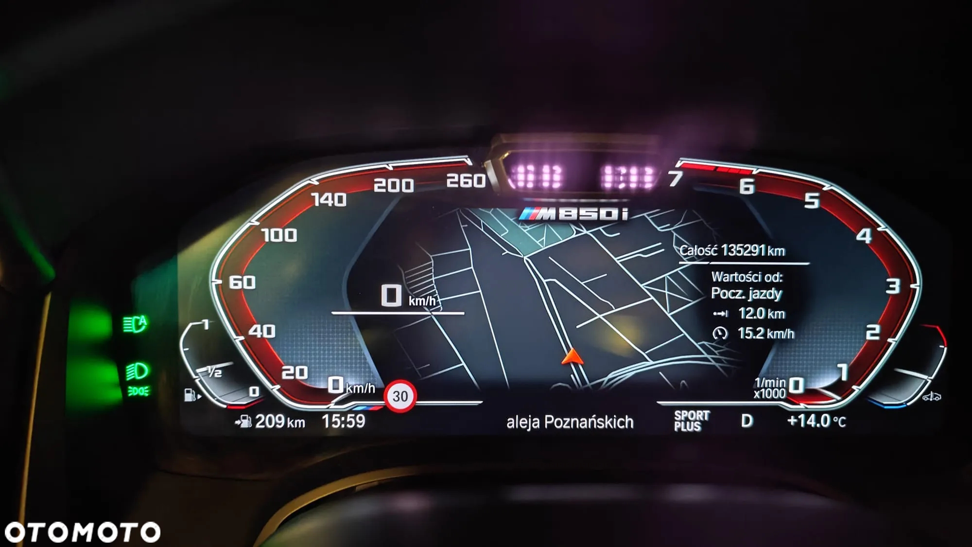 BMW Seria 8 M850i xDrive - 13