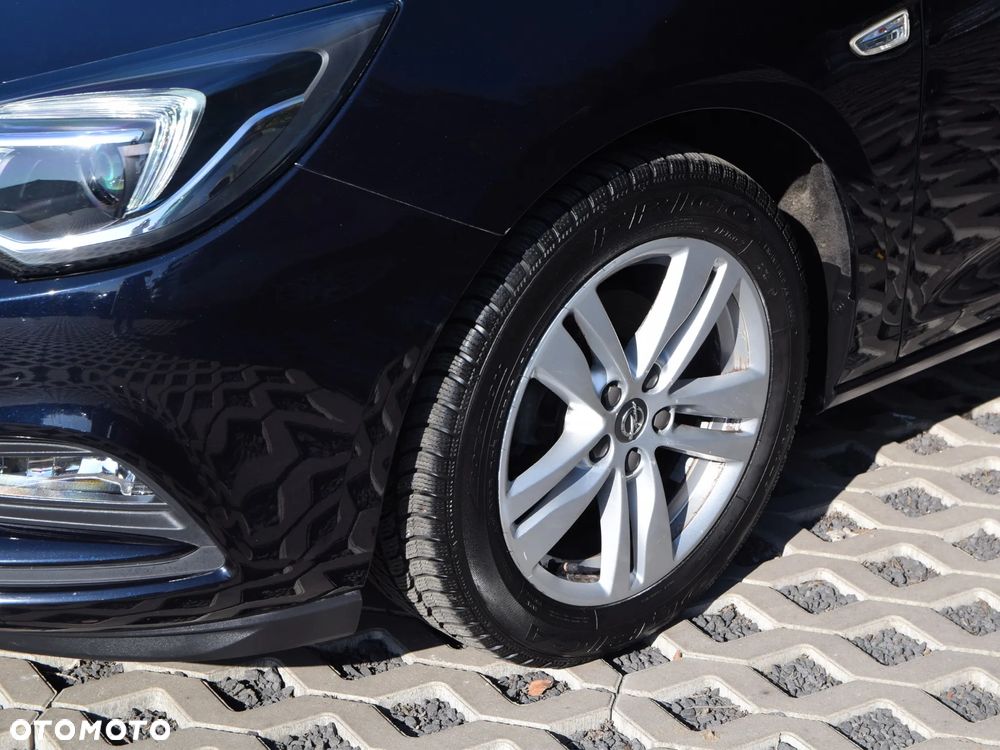 Opel Astra 1.4 T Enjoy - 15