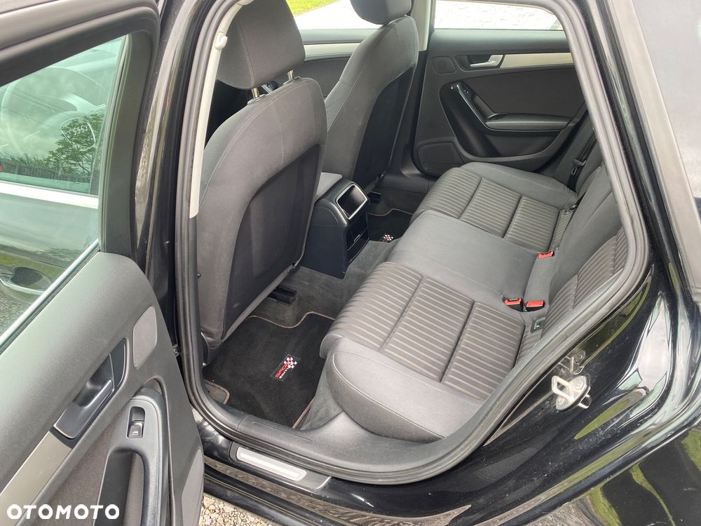 Audi A4 Avant 2.0 TDI DPF Attraction - 12