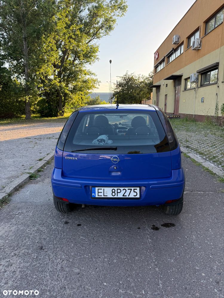 Opel Corsa 1.0 12V Cosmo - 4