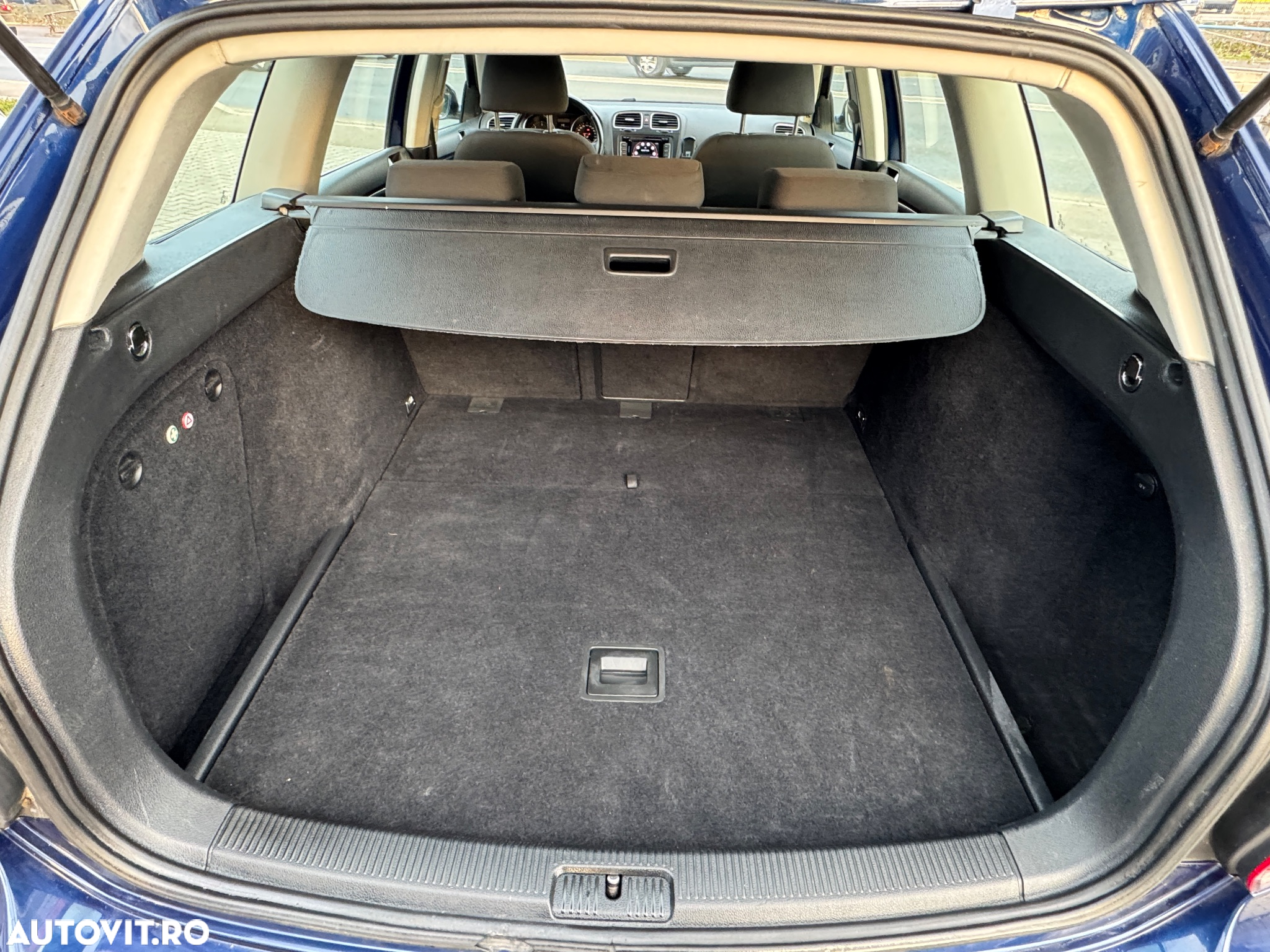 Volkswagen Golf 2.0 TDI Comfortline - 22