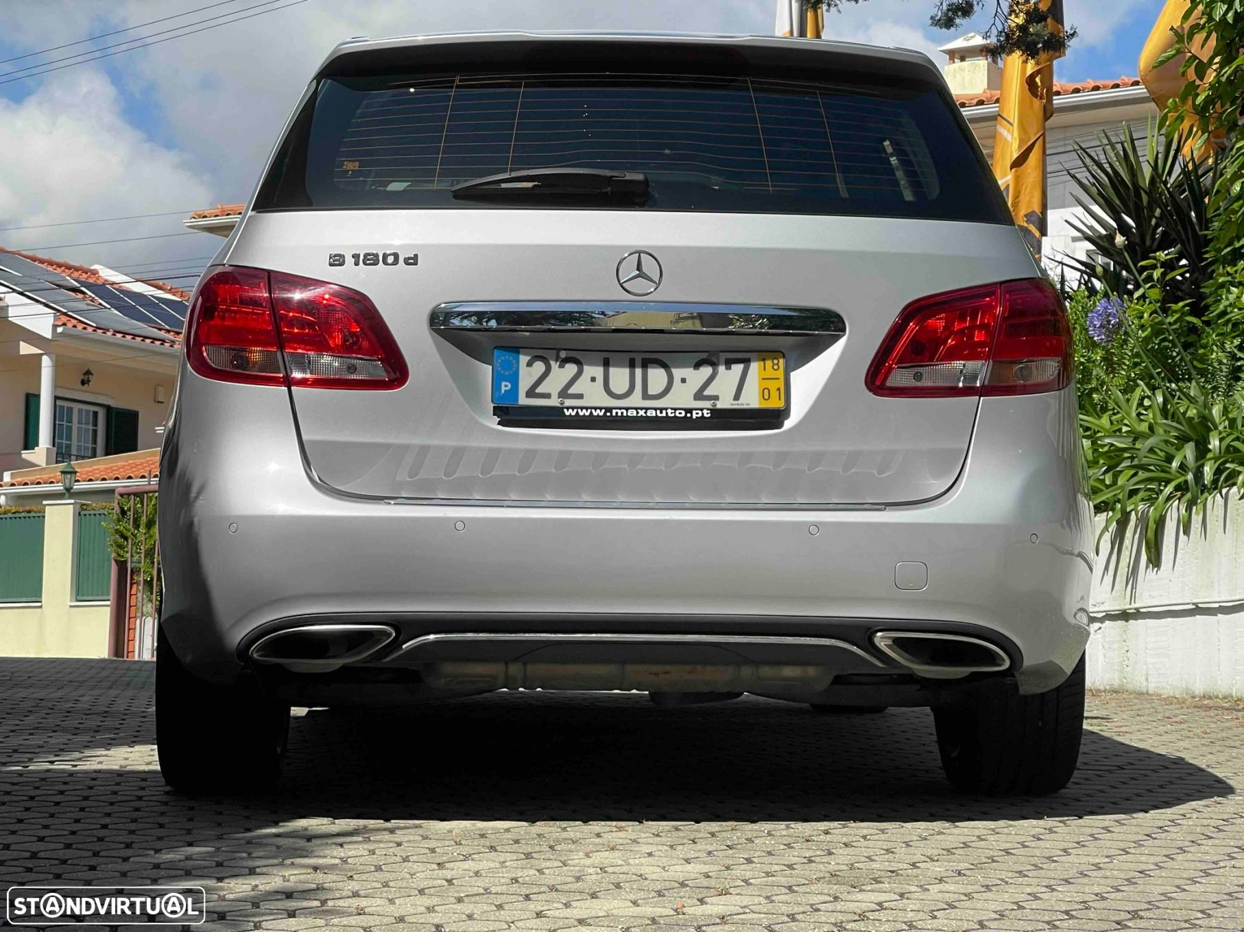 Mercedes-Benz B 180 d Urban - 24
