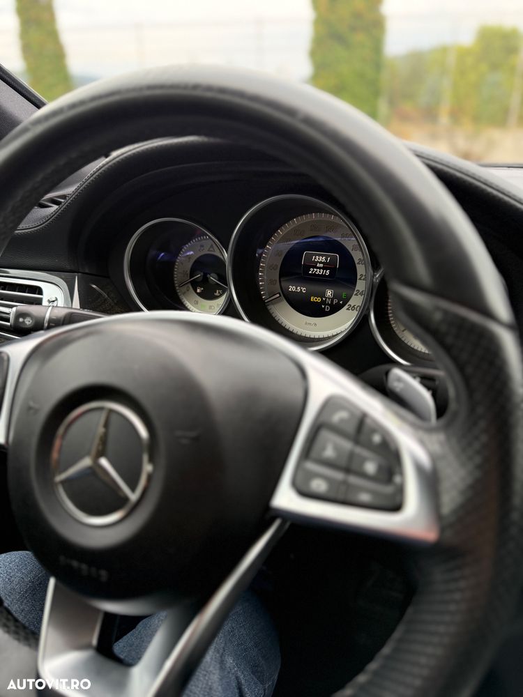 Mercedes-Benz CLS - 6
