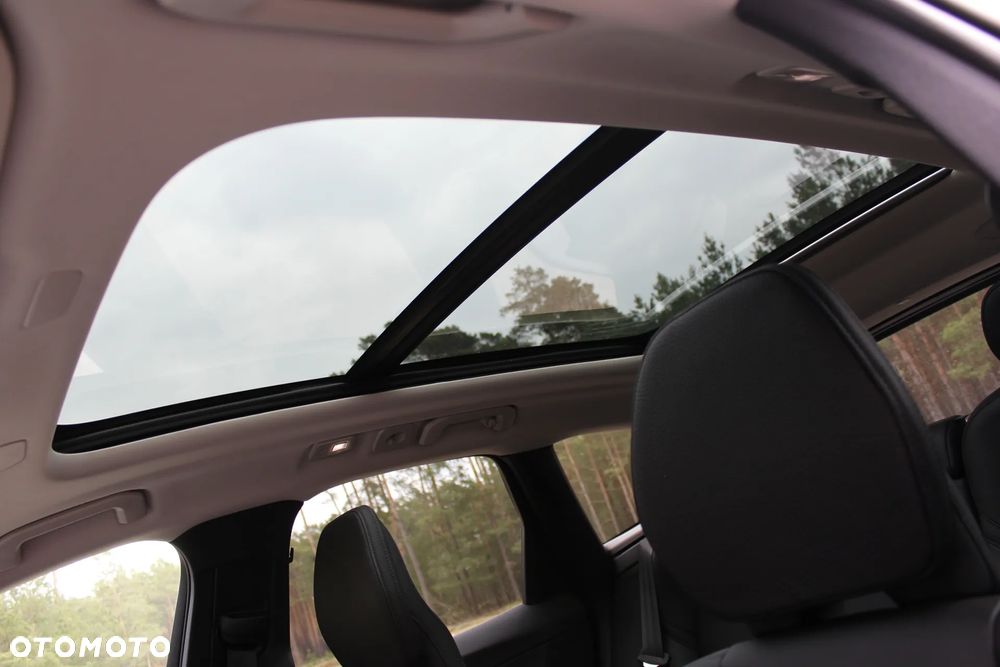 Volvo XC 60 B5 B AWD Geartronic RDesign - 29