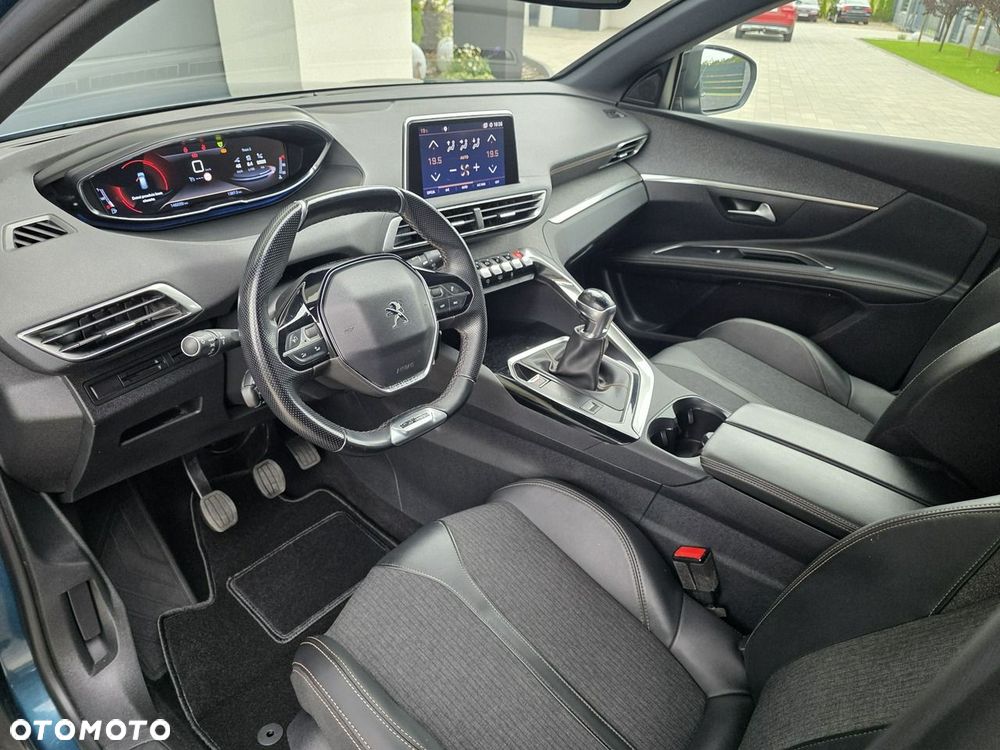 Peugeot 5008 1.5 BlueHDi GT S&S - 22