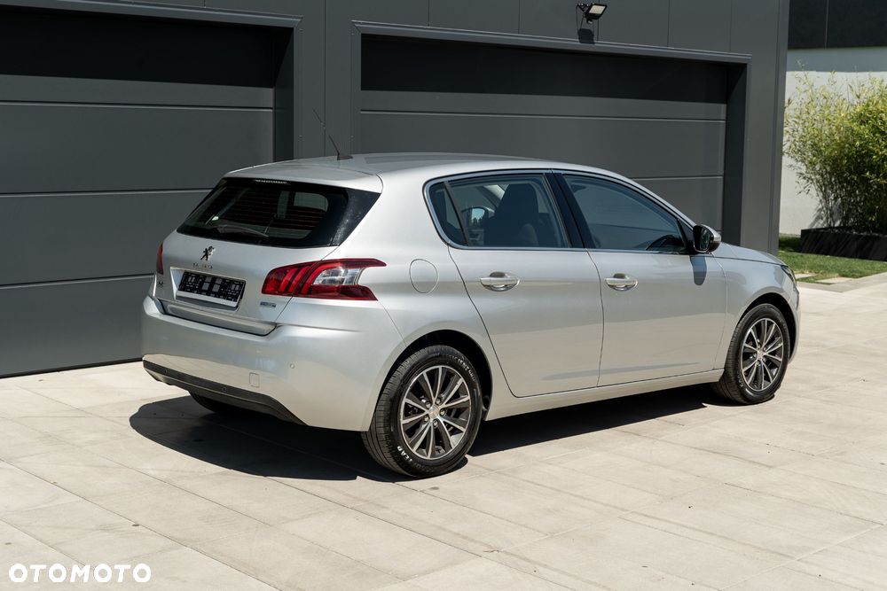 Peugeot 308 - 11