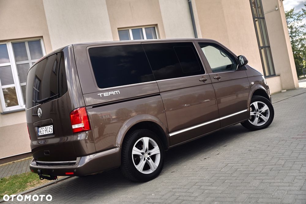 Volkswagen Multivan - 21