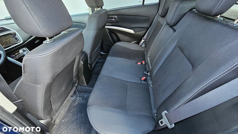 Suzuki SX4 - 8