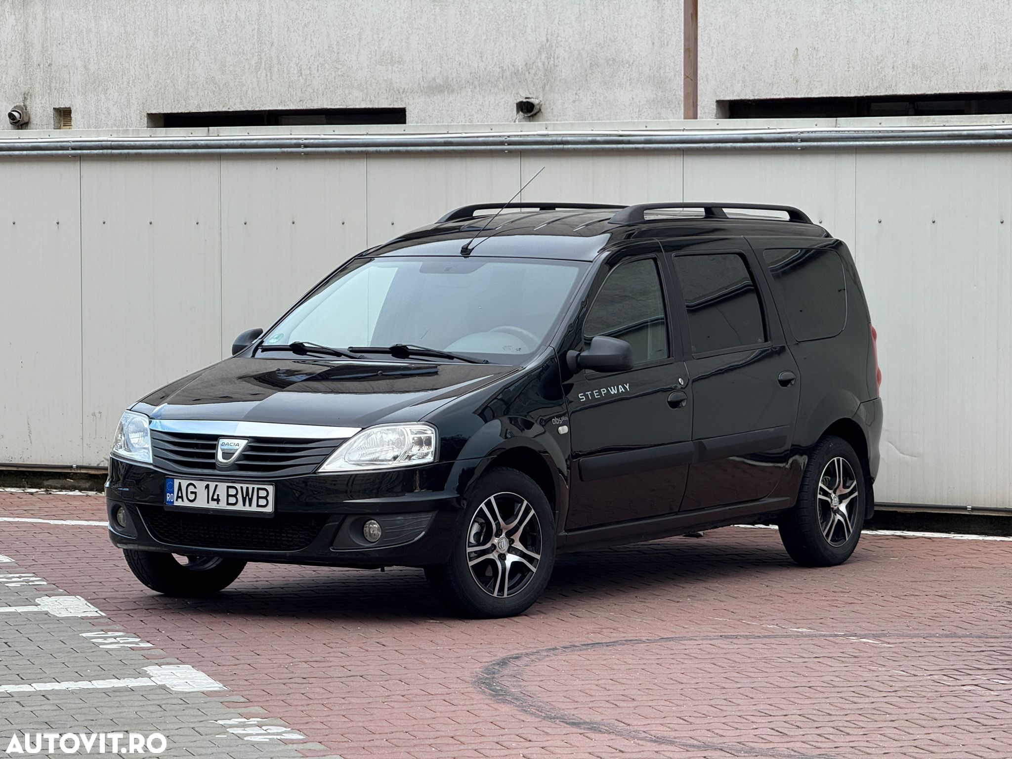 Dacia Logan MCV 1.5 dCi 90 CP Laureate - 1