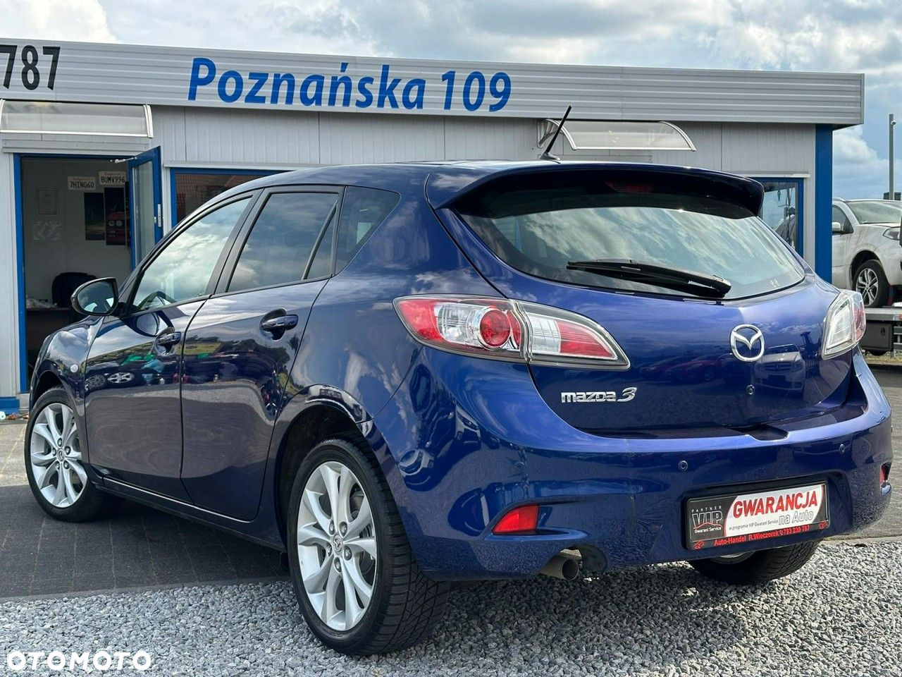 Mazda 3 - 4