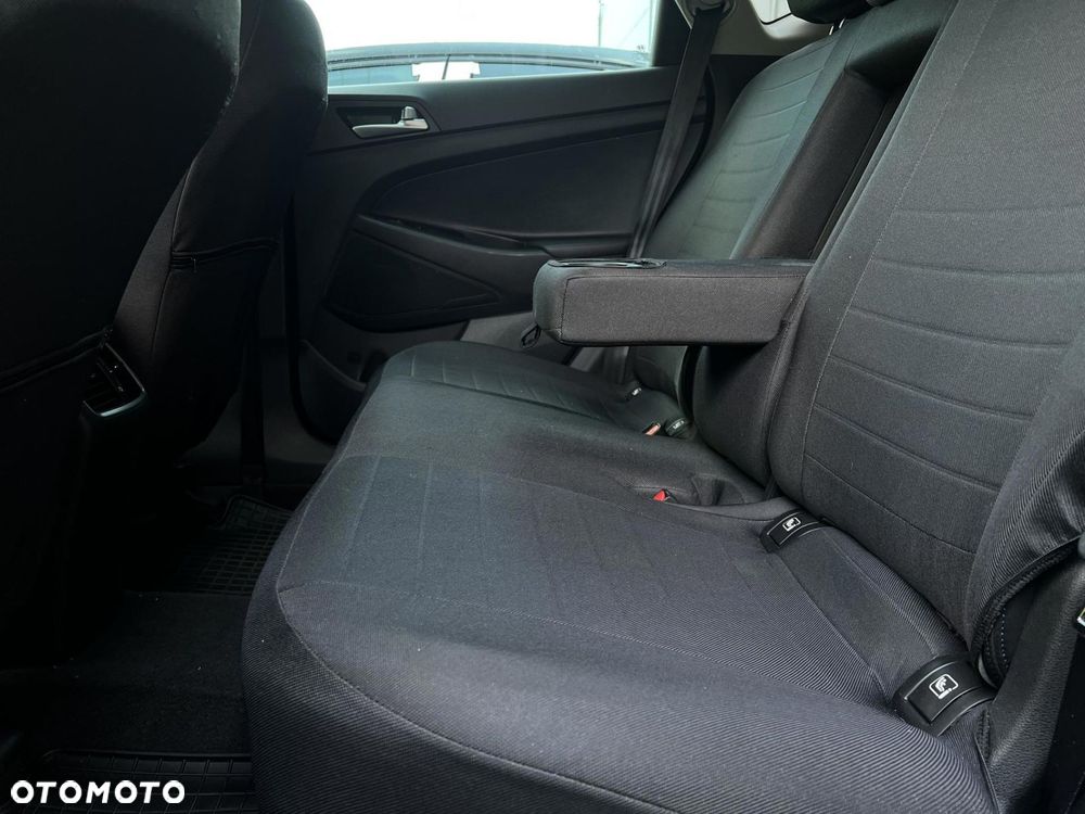 Hyundai Tucson 1.6 Turbo 4WD Premium - 23