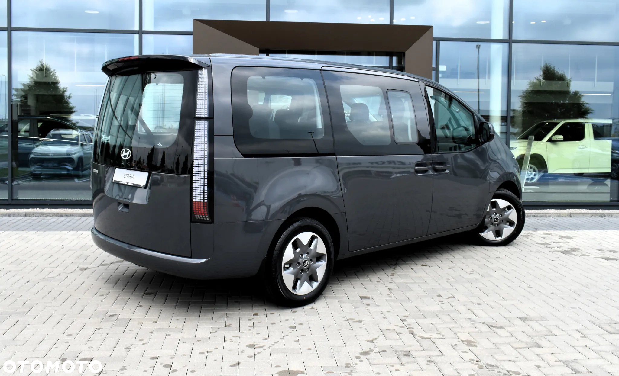 Hyundai Staria - 5