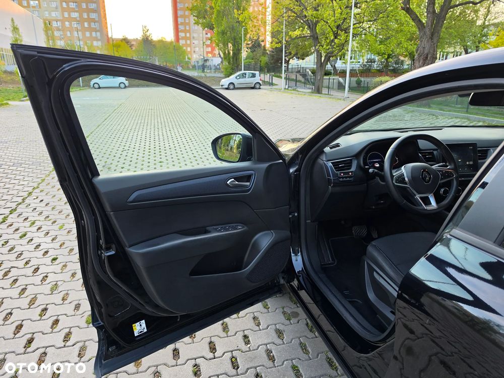 Renault Arkana 1.6 E-TECH Zen MMT - 17