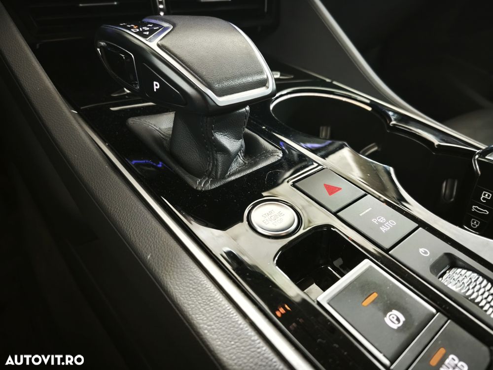 Volkswagen Touareg 3.0 V6 TDI 4Motion DPF Automatik Elegance - 18