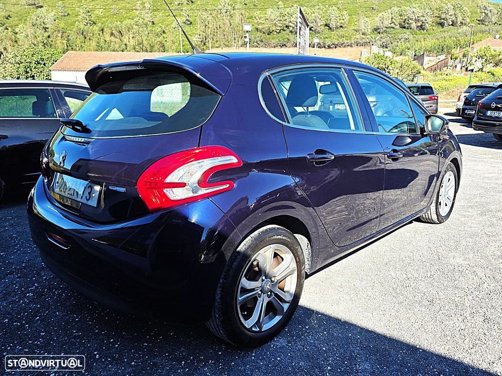 Peugeot 208 1.6 BlueHDi Allure - 6