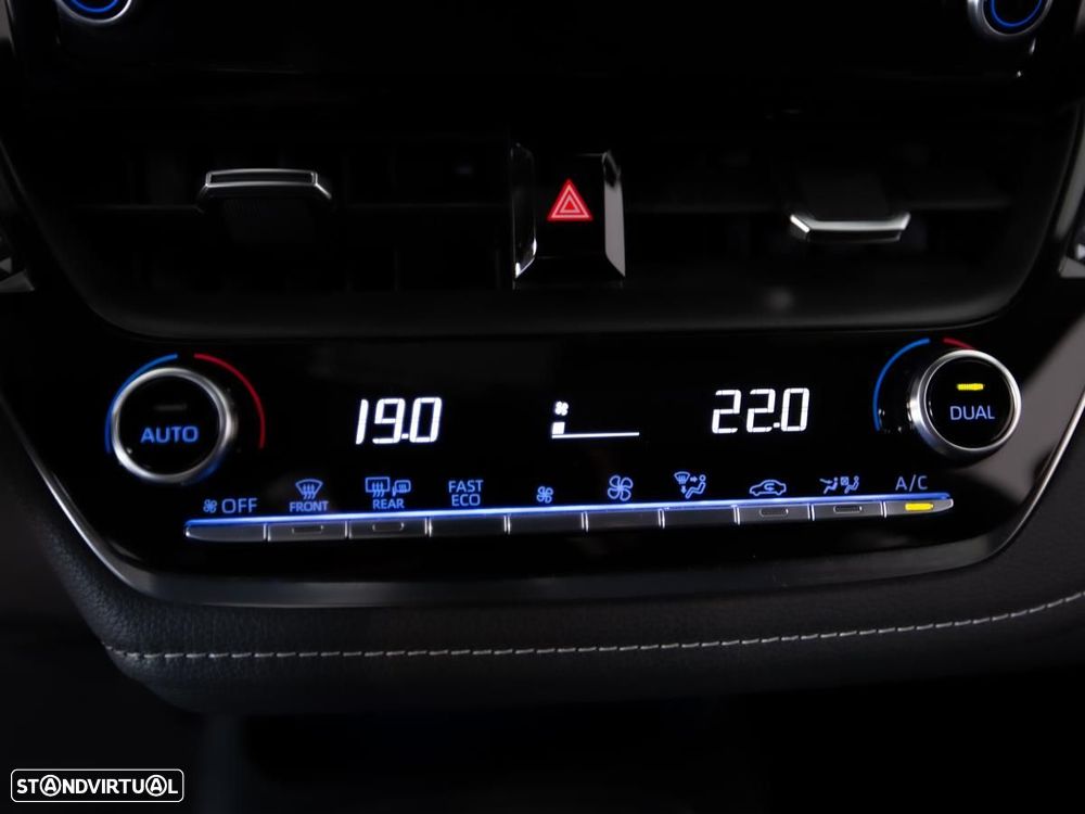 Toyota Corolla Touring Sports 1.8 Hybrid Comfort+P.Sport - 18