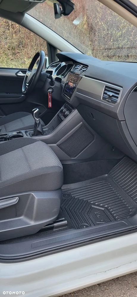 Volkswagen Touran 2.0 TDI BMT SCR Comfortline - 18