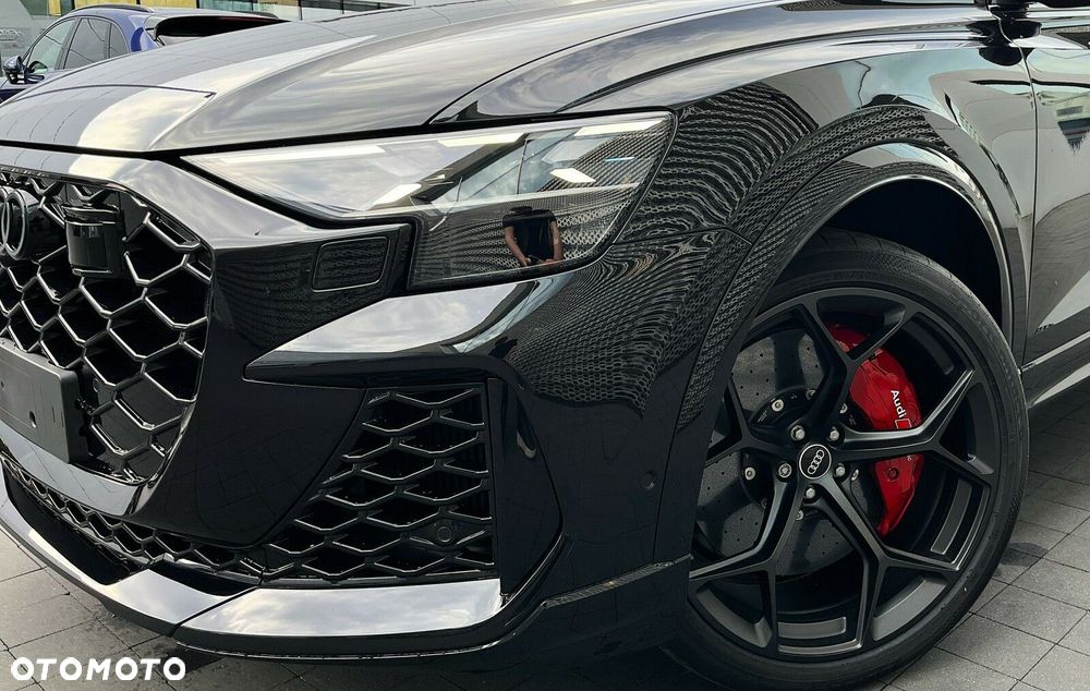 Audi RS Q8 - 10