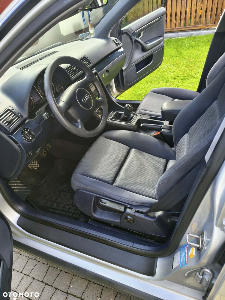 Audi A4 Avant 2 - 15