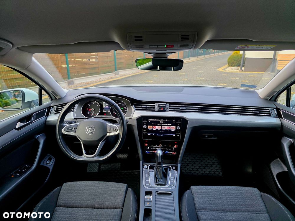 Volkswagen Passat 2.0 TDI EVO Business DSG - 23