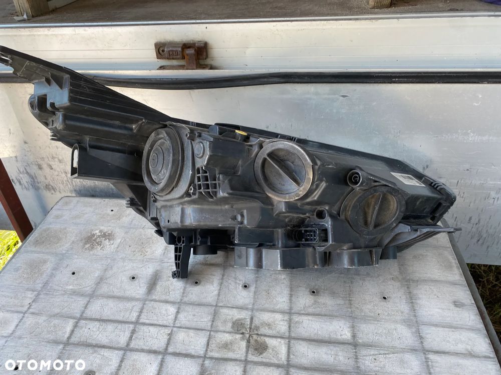 lampa ford c max II mk2 lift led lewa eu cała oryginalna - 6