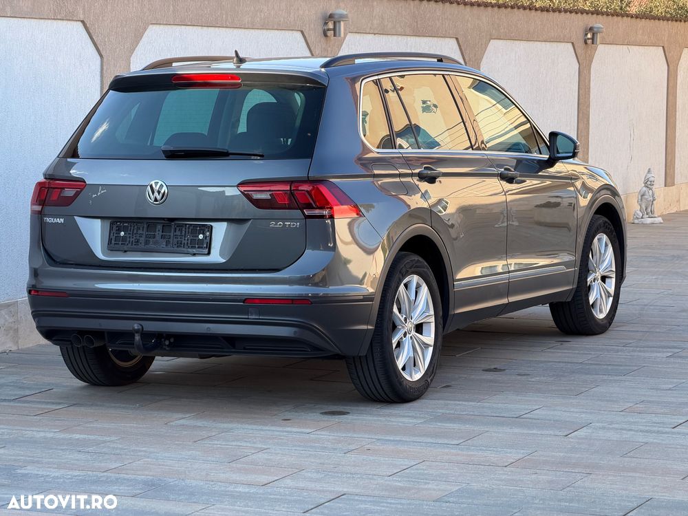 Volkswagen Tiguan - 14