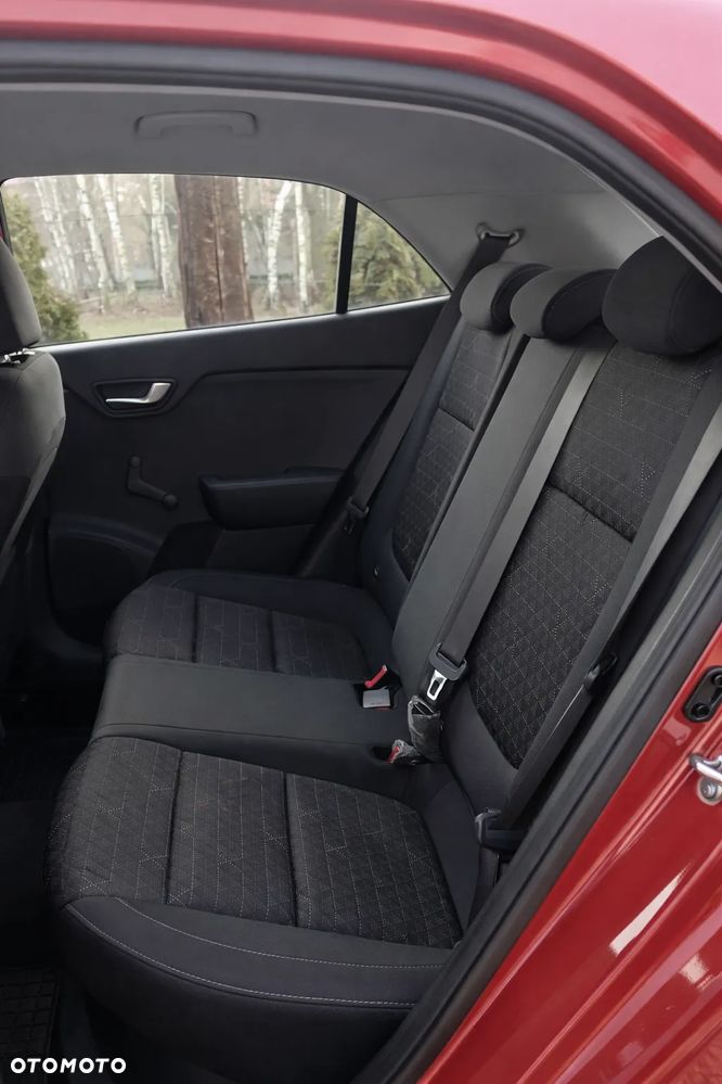 Kia Rio 1.2 M - 11