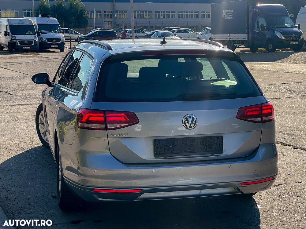 Volkswagen Passat Variant 2.0 TDI Comfortline - 25