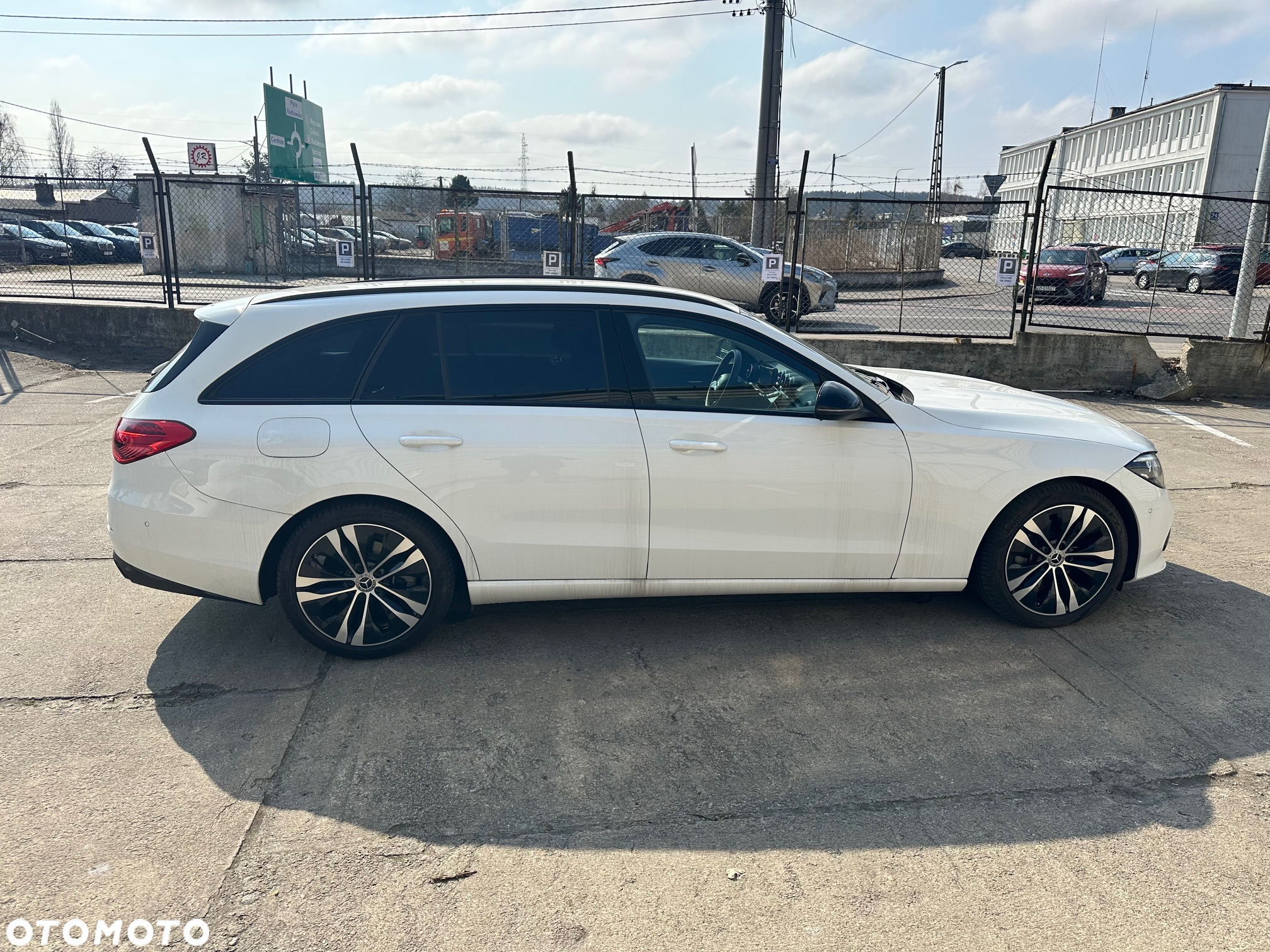 Mercedes-Benz Klasa C 180 T 9G-TRONIC Avantgarde - 4