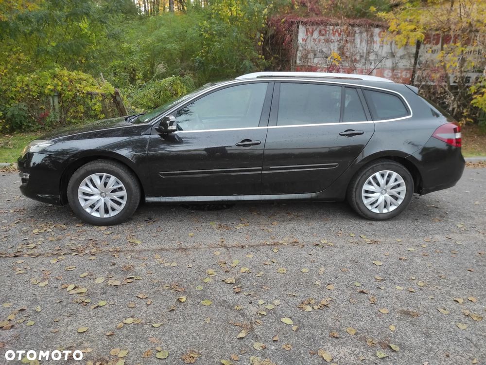 Renault Laguna 2011 photo 4
