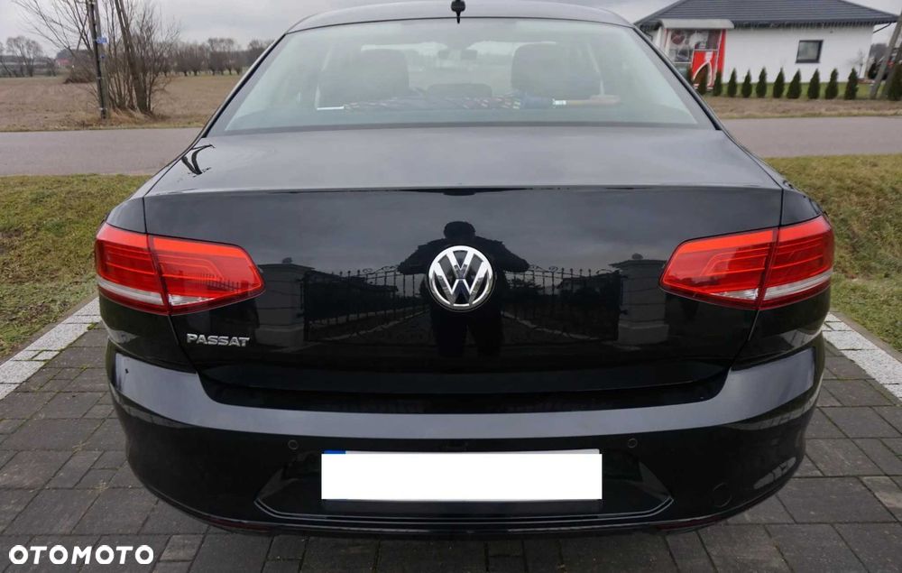 Volkswagen Passat - 3