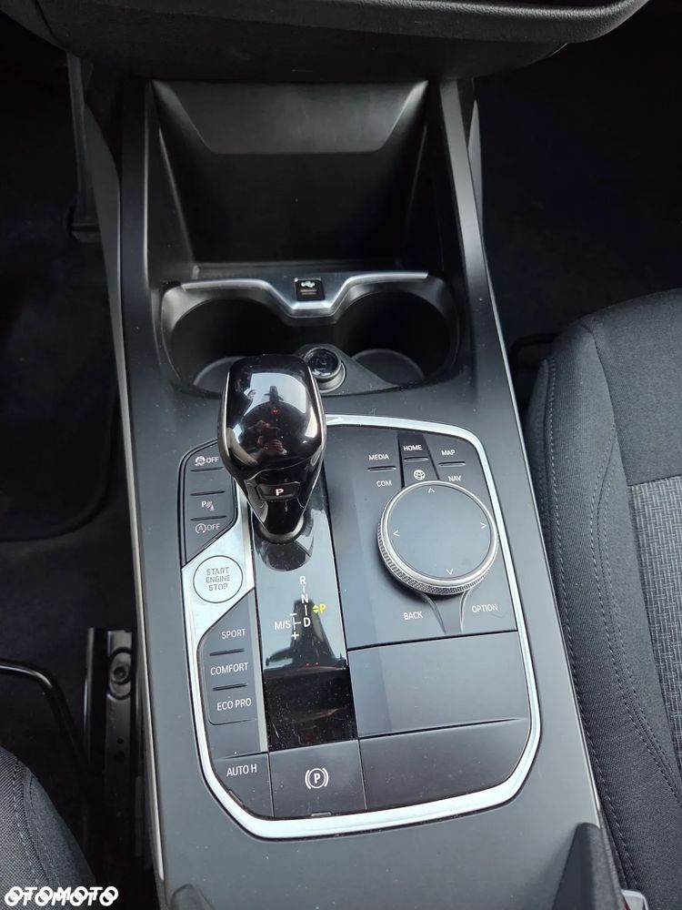 BMW Seria 1 118i Advantage - 15
