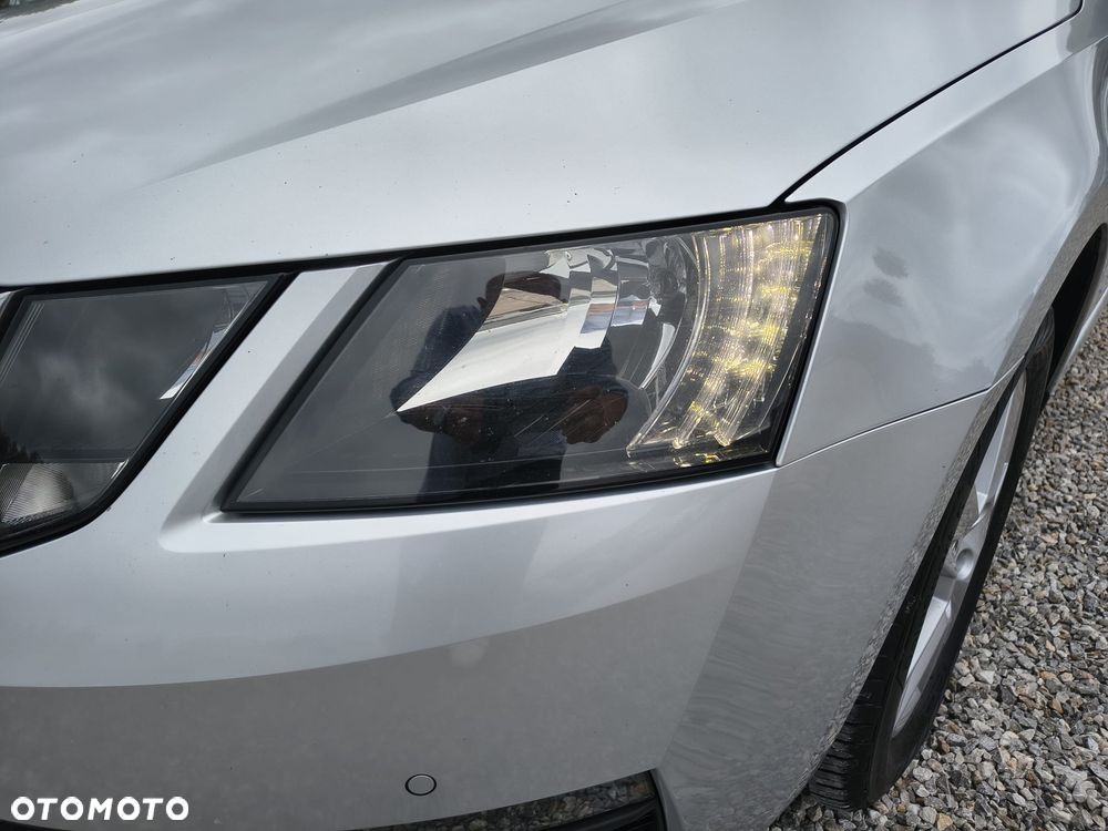 Skoda Octavia 1.6 TDI Ambition - 7