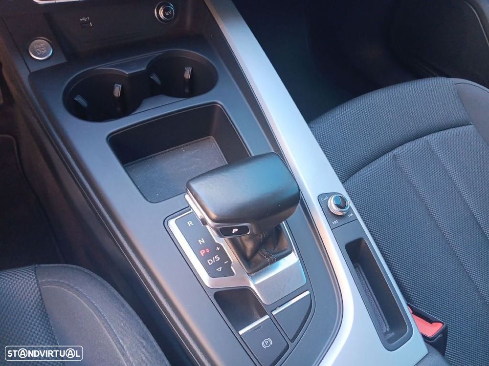 Audi A4 Avant 35 TDI S tronic - 24