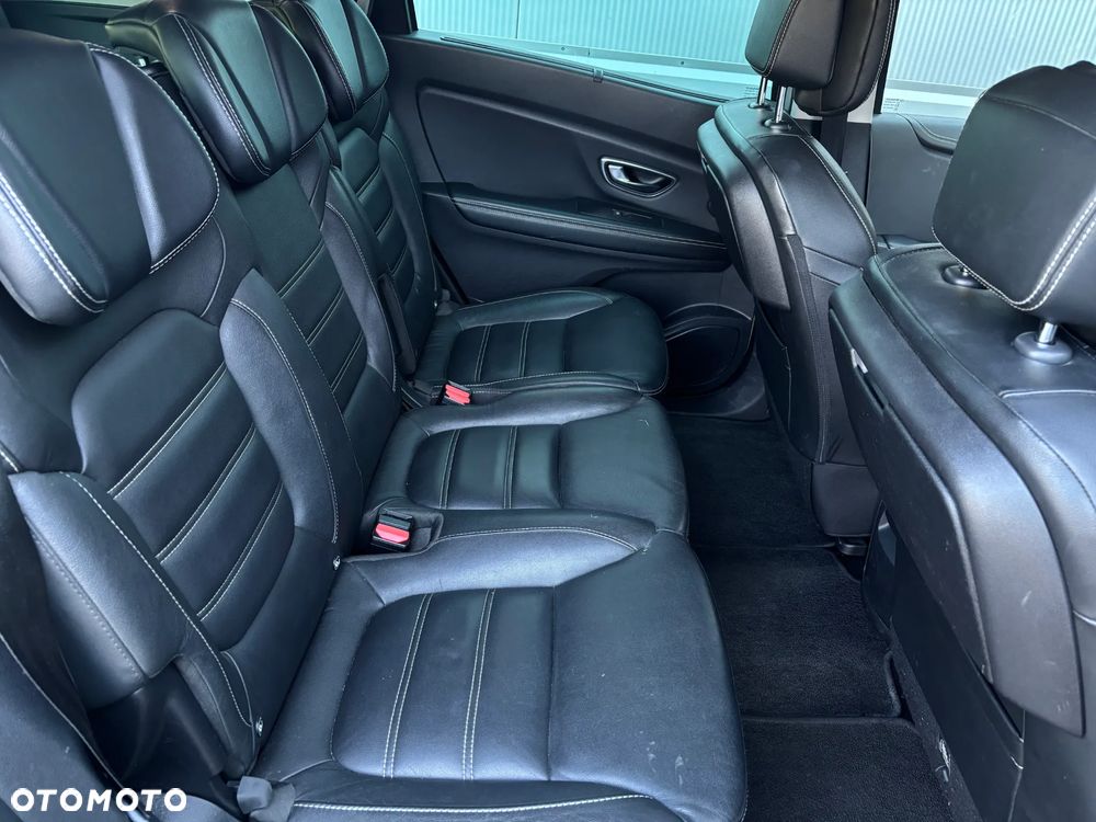 Renault Grand Scenic - 19