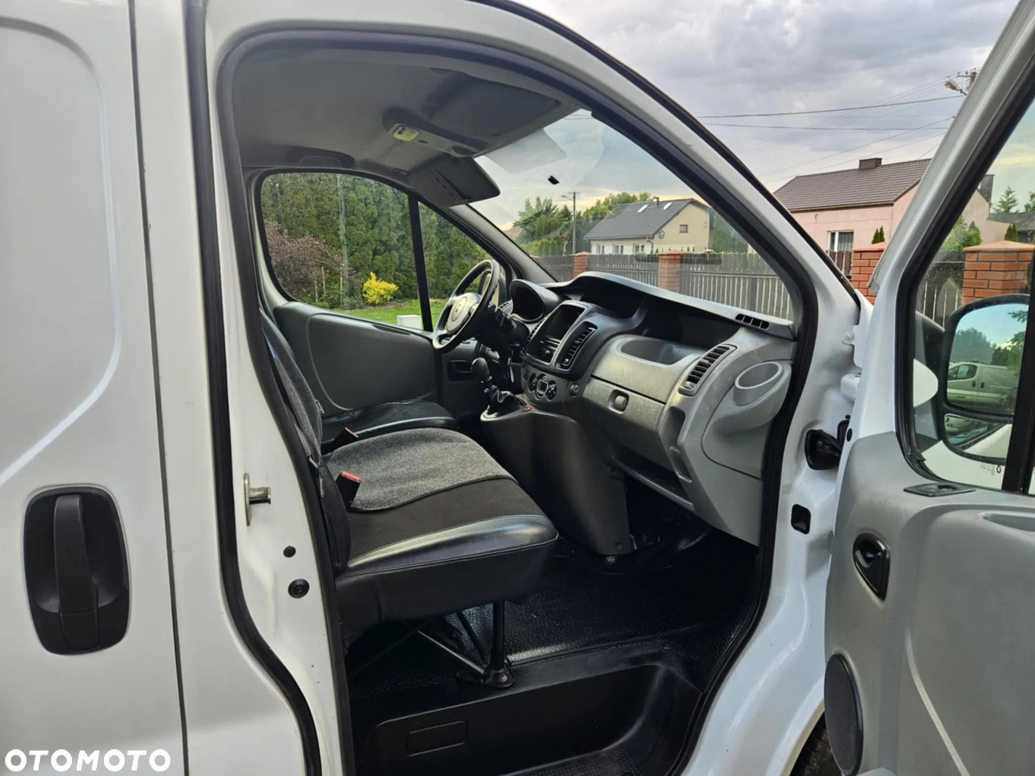 Renault Trafic - 6