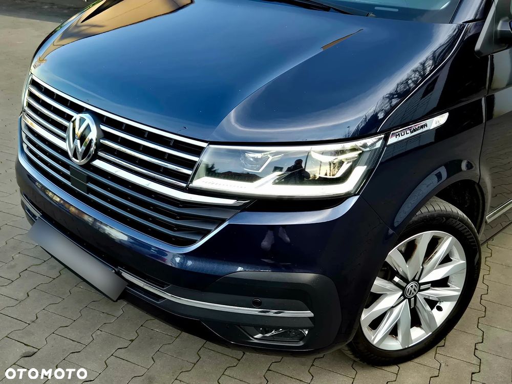 Volkswagen Multivan - 9