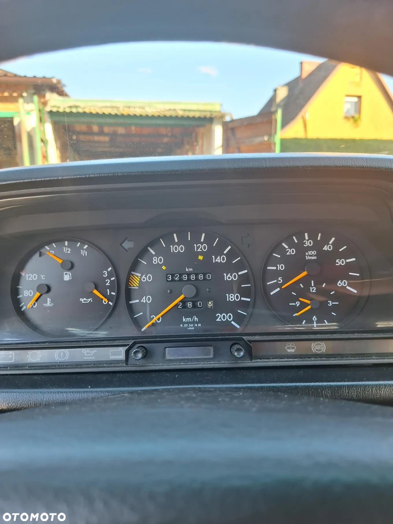 Mercedes-Benz W201 (190) - 8