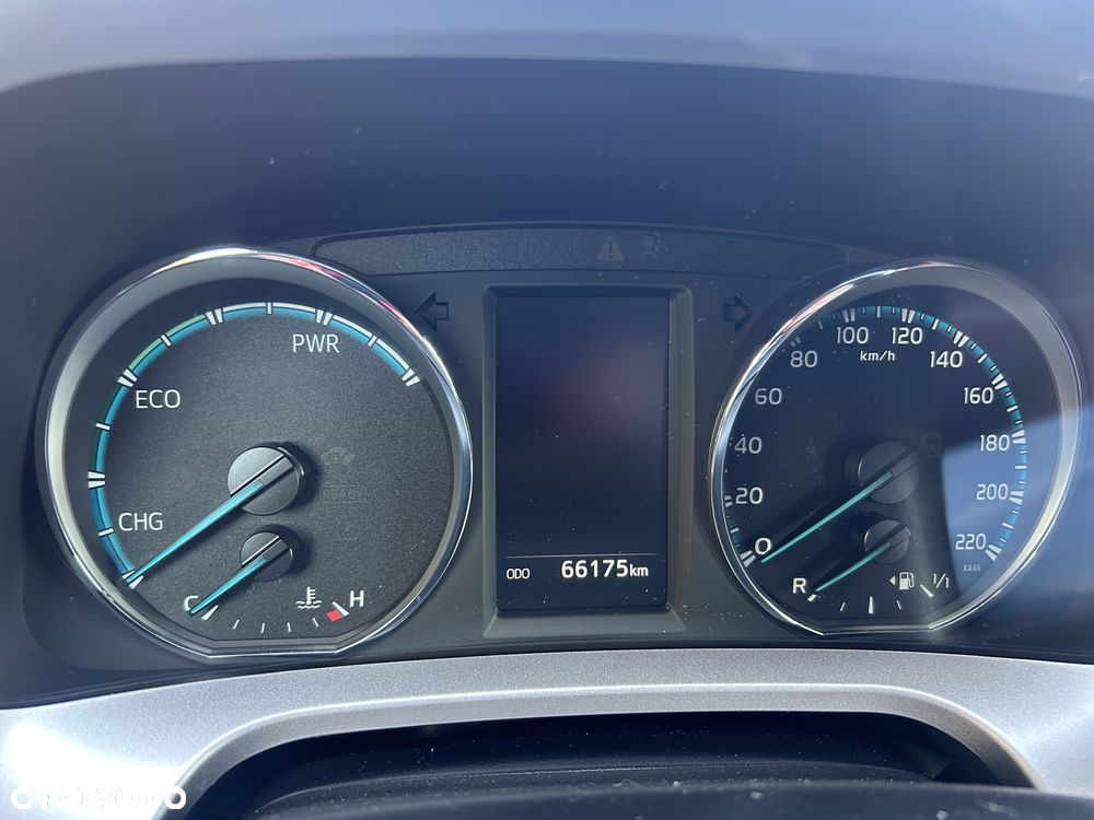 Toyota RAV4 - 5