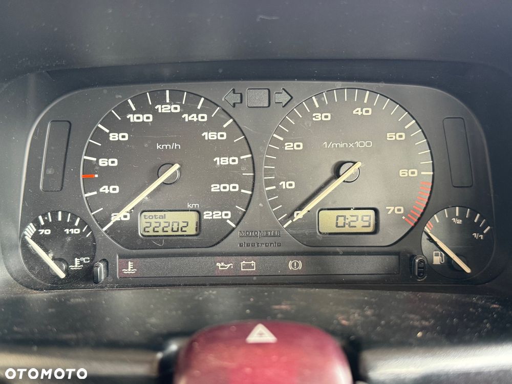 Volkswagen Golf - 16