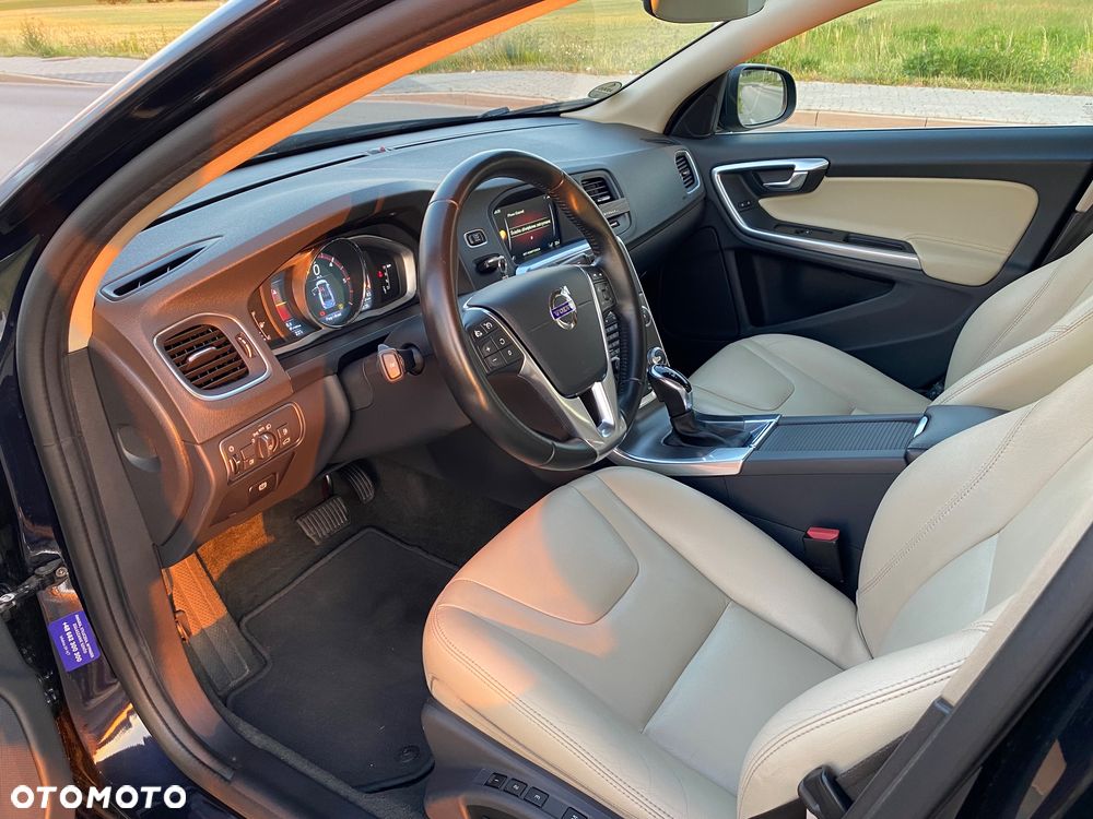 Volvo S60 D4 Drive-E Summum - 8