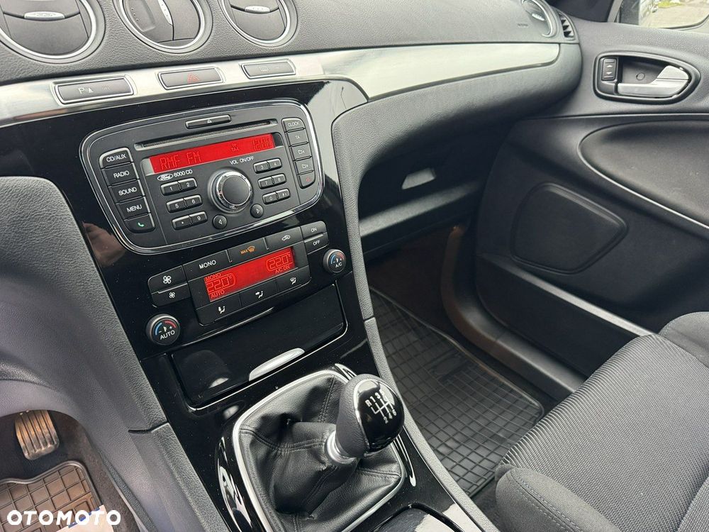 Ford S-Max 2.0 TDCi Titanium - 26