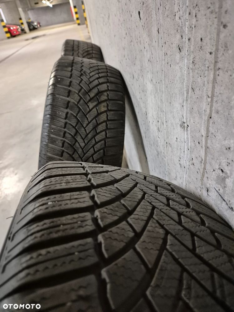 Volkswagen Passat - 16