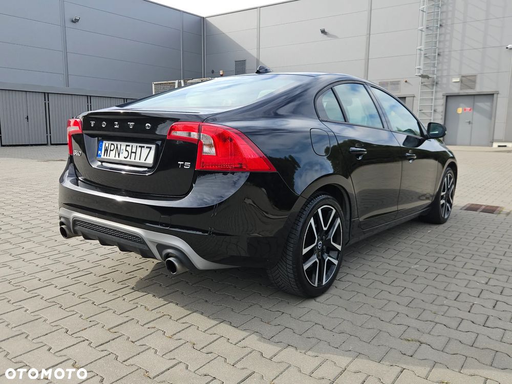 Volvo S60 T5 Drive-E R-Design Kinetic - 5