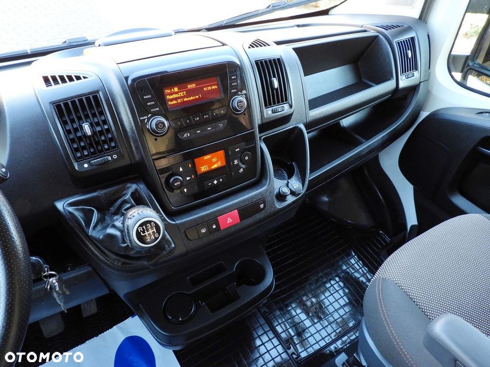 Peugeot BOXER CHŁODNIA KONTENER 0*C 8 PALET TEMPOMAT LEDY KLIMATYZACJA  165KM - 32