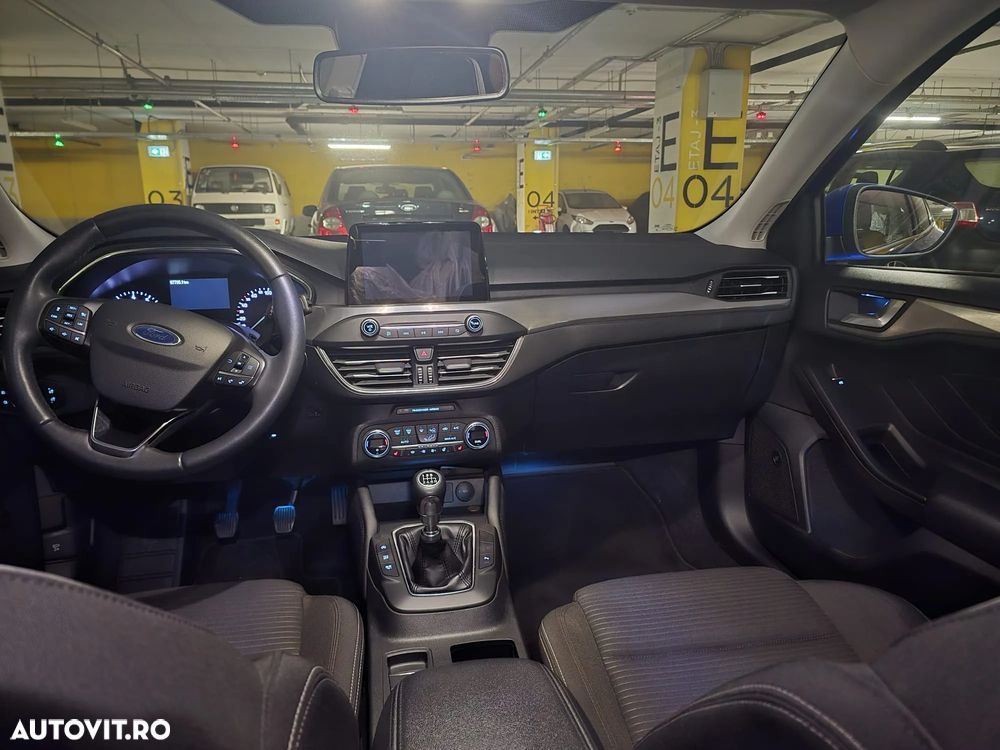 Ford Focus 1.0 EcoBoost MHEV Titanium - 4