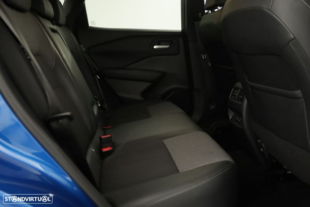 Nissan Qashqai 1.3 DIG-T N-Connecta LED Xtronic - 21